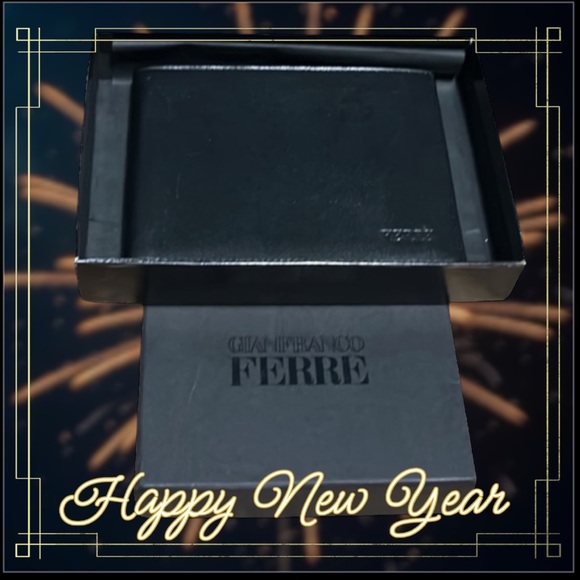 Gianfranco Ferre leather wallet - Picture 7 of 7